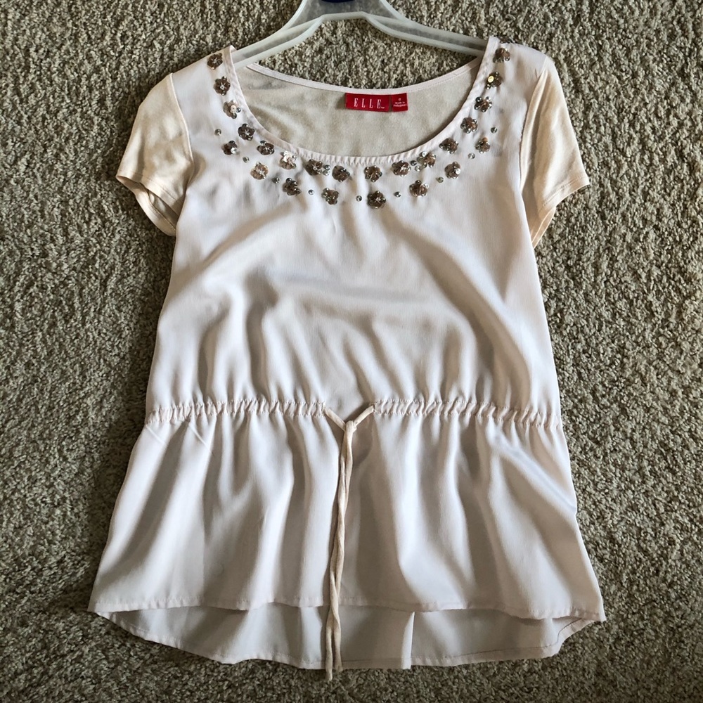 Blouse with floral design